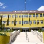 Comisión de la JCE recibe propuestas de aspirantes a miembros de las OCLEE en Europa
